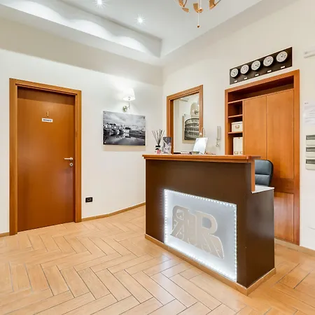 Residenza 2* ローマ