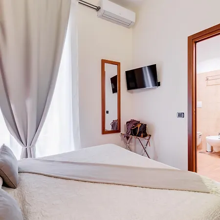 Residenza ゲストハウス 2*