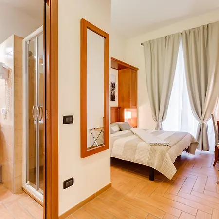 Residenza ゲストハウス 2*