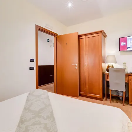 Residenza 2* Řím